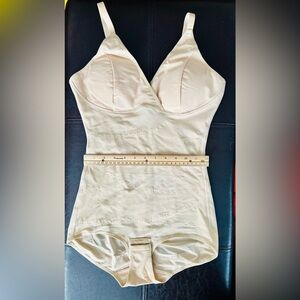 NWOT Vintage Inspired Shapewear w/ Girdle Bra Eye & Hook Crotch Panty Size Large